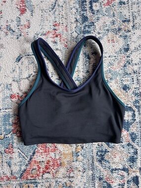 Cotopaxi bra